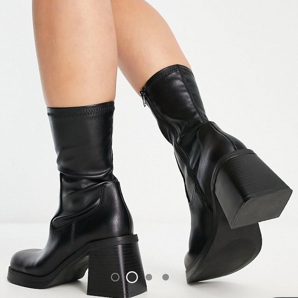 Black chunky boots